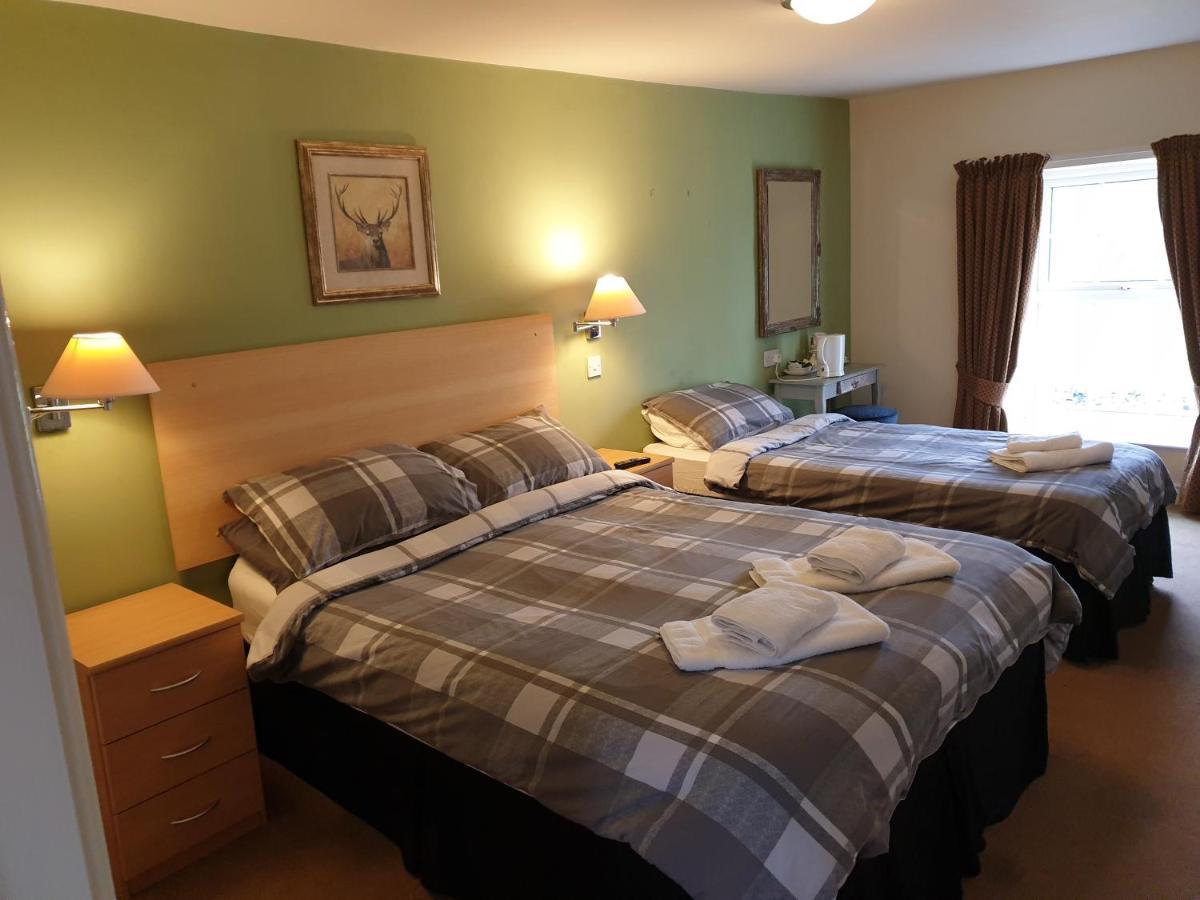 The Shady Oak Country Inn Taxal ภายนอก รูปภาพ